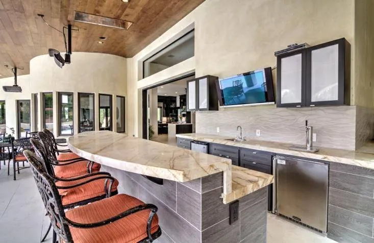 Assadian Residence, Rancho Santa Fe, California — photograph 15 of 18