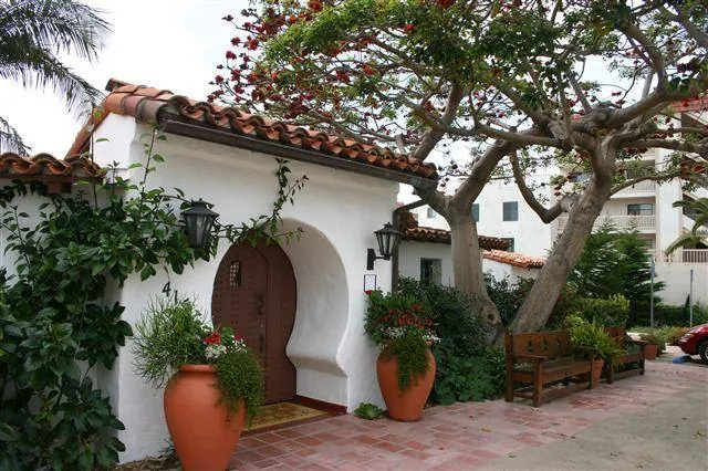 Casa Romantica Cultural Center, San Clemente, California — photograph 4 of 6