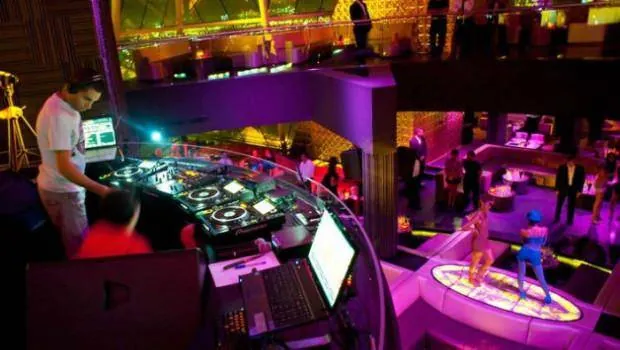 MIX Night Club, Dubai, United Arab Emirates — photograph 2 of 3