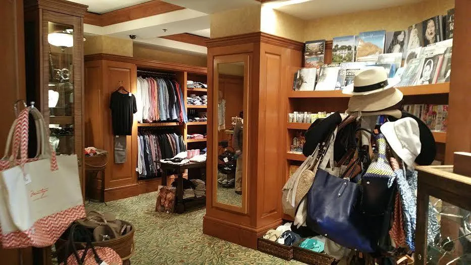 Montage Laguna Beach Resort Retail, Laguna Beach, California — image 2 of 9
