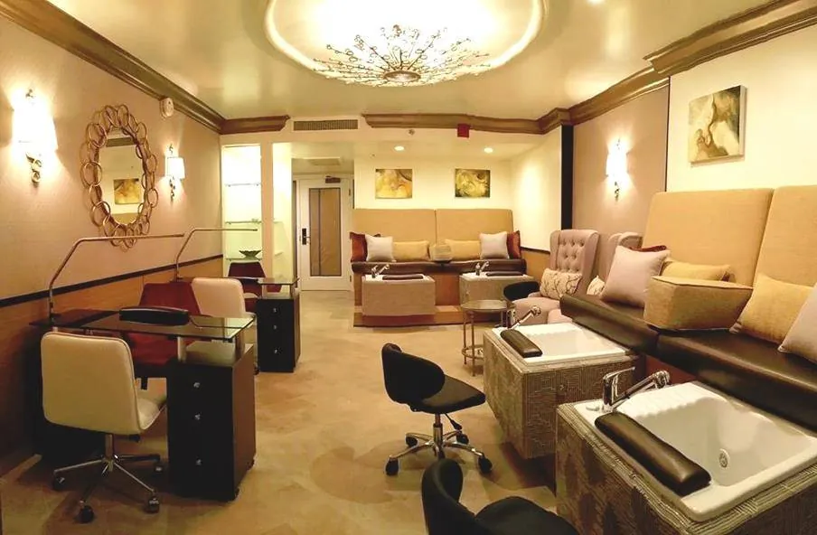 Nail Suite at Four Seasons Hotel Los Angeles at Beverly Hills, Beverly Hills, California