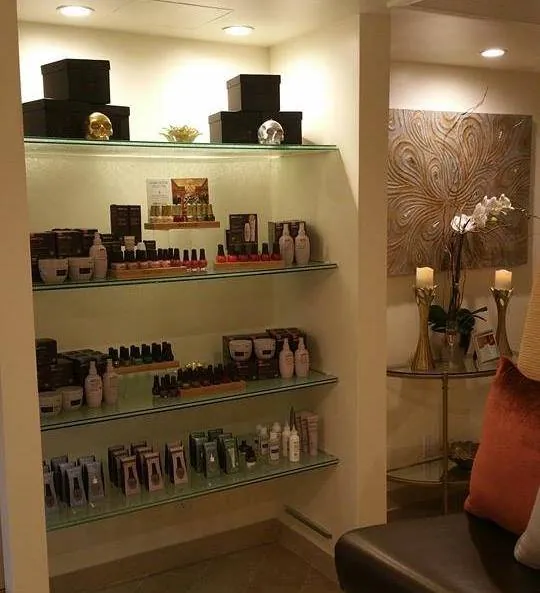 Nail Suite at Four Seasons Hotel Los Angeles at Beverly Hills, Beverly Hills, California — image 3 of 5