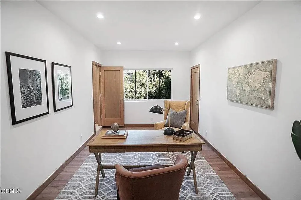 Private Residence, Glendale, California — photograph 7 of 12