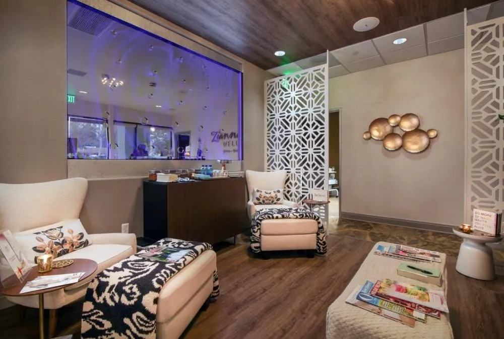 Zianna Wellness & Spa, Anaheim, California — photograph 4 of 8